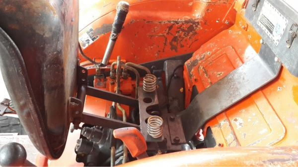 ขายรถไถคูโบต้านั่งขับ รุ่น L3608DT สภาพดี พร้อมใช้งาน ราคาถูก