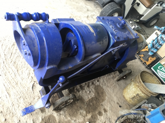 เครื่องตัดเหล็ก พร้อมมอเตอร์ 3 สาย