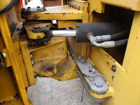 ขายรถบด DYNAPAC CC522 #62910655 Year 1999 สภาพสวยพร้อมใช้ นำเข้าจากญี่ปุ่น สนใจติดต่อ อำพล 090-9694506