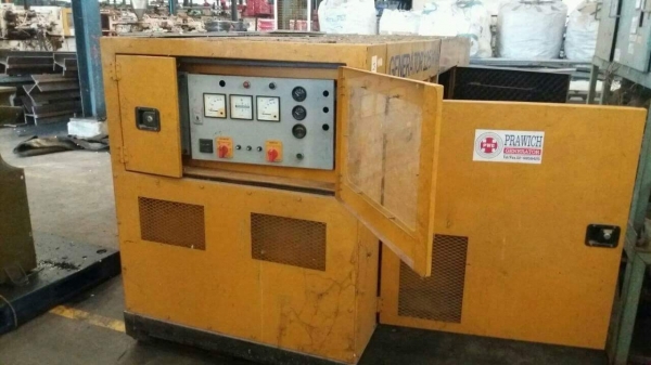 เครื่องปั่นไฟ 125 KVA