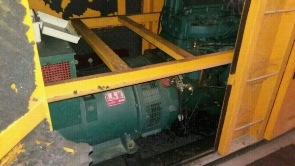 เครื่องปั่นไฟ 125 KVA
