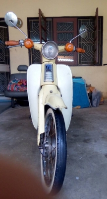 มอไซค์  honda c70 เอาไปทำหน่อย