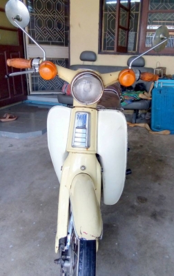 มอไซค์  honda c70 เอาไปทำหน่อย