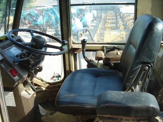 ขายรถตักล้อยาง WA500-1 สภาพดี