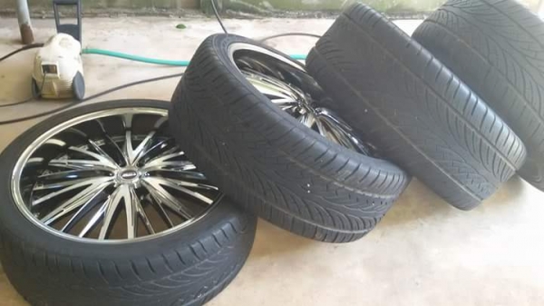 ขายแม็กซ์ขอบ 24" ขายแม็กซ์ขอบ 24"