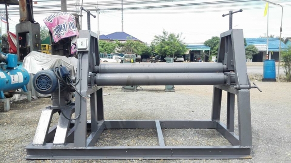 ** SOLD ** เครื่องม้วนเหล็กแผ่น 4 ฟุต 120 cm. เพลาตัน ม้วนหนา 6 มม.เอางานมาเทสก่อนได้!!