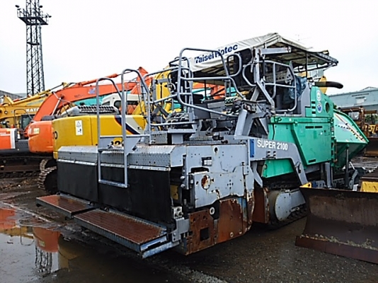 อยู่บนเรือแล้ว **รถปูยาง Vogele S2100**  จองได้นะครับ