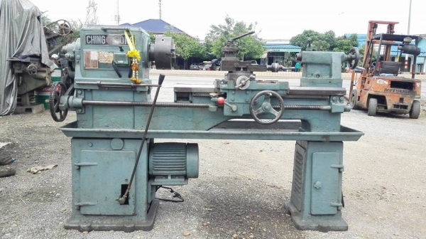 ** SOLD ** แท่นกลึงใต้หวัน 4 ฟุต เพลาเดียวเกียร์กระตุก เงียบทุกเกียร์มาเทสได้!!