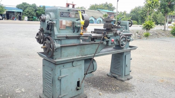 ** SOLD ** แท่นกลึงใต้หวัน 4 ฟุต เพลาเดียวเกียร์กระตุก เงียบทุกเกียร์มาเทสได้!!