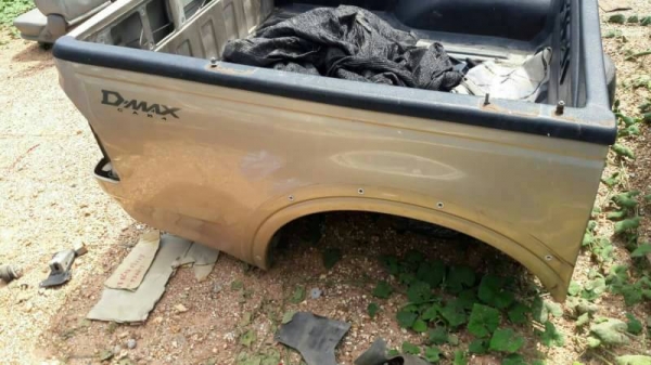 ลูกกระบะดีแม๊คตัวแรกสี่ประตู สีทองของถอด