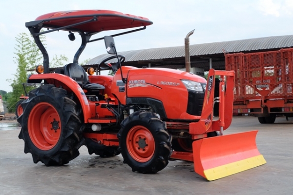 รถไถมือสอง L3608SP ใบมีด+ผาน 1 ตัว ดาวน์ 10,000 โทรเลย 089-0111624