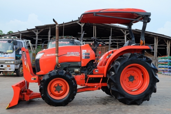 รถไถมือสอง L3608SP ใบมีด+ผาน 1 ตัว ดาวน์ 10,000 โทรเลย 089-0111624