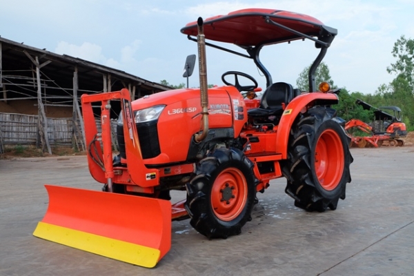 รถไถมือสอง L3608SP ใบมีด+ผาน 1 ตัว ดาวน์ 10,000 โทรเลย 089-0111624