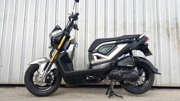 Zoomer X 2016 วิ่งน้อย มีประกันศูนย์ ไม่ล้มชน สวย ต่อรองได้อีกจ้า