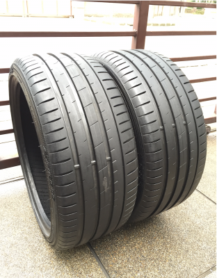 ยาง Apollo 235 35 19 ปี16 ดอกเต็ม ไม่มีปะ ราคาไม่แพง