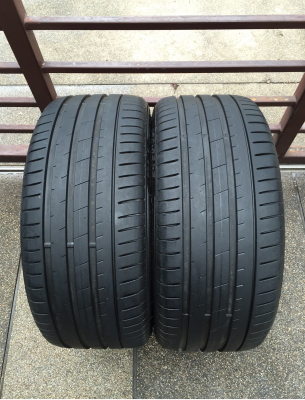 ยาง Apollo 235 35 19 ปี16 ดอกเต็ม ไม่มีปะ ราคาไม่แพง