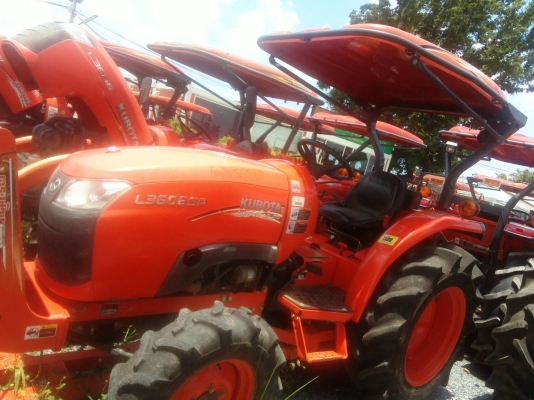 รถแทรคเตอร์