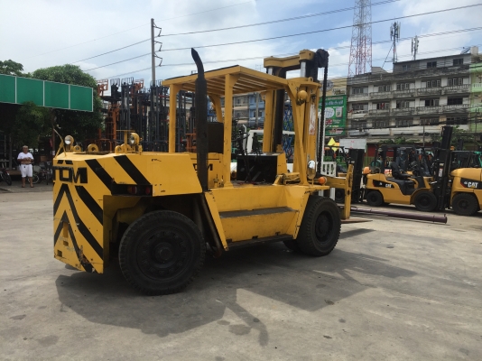 รถยกโคมัสสึุ่รุ่น 5 น้ำหนักยก 10 ตัน เสาสูง 3 เมตร เครื่องดีเซล เกียร์ออโต้ งาใหญ่พิเศษ รถยกโคมัสสึุ่รุ่น 5 น้ำหนักยก 10 ตัน เสาสูง 3 เมตร เครื่องดีเซล เกียร์ออโต้ งาใหญ่พิเศษ