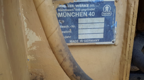 ขายรถ บด ขนาดเล็ก ขายเป็นอะไหร่ไม่มีเครื่องยนต์1250 กิโลโดยประมาณส่วนรายระเอียด เพิ่มเติม โทรสอบถามราคาคุยกันได้