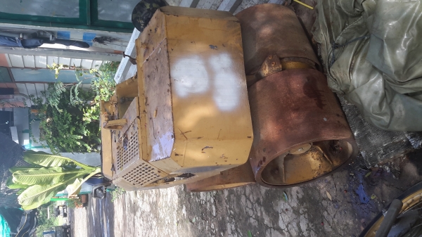 ขายรถ บด ขนาดเล็ก ขายเป็นอะไหร่ไม่มีเครื่องยนต์1250 กิโลโดยประมาณส่วนรายระเอียด เพิ่มเติม โทรสอบถามราคาคุยกันได้