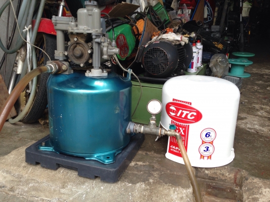 ขายปั้มน้ำอัตโนมัติ Hitachi 250W สภาพสวยเดิมๆ ใส่ฝาครอบของใหม่ วิ่งนิ่ม ตรวจเช็คแรงดันเรียบร้อย ไม่มีรั่วซึม พร้อมใช้งาน ขายปั้มน้ำอัตโนมัติ Hitachi 250W สภาพสวยเดิมๆ ใส่ฝาครอบของใหม่ วิ่งนิ่ม ตรวจเช็คแรงดันเรียบร้อย ไม่มีรั่วซึม พร้อมใช้งาน