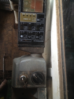 ขาย !! รถแบคโฮKOMATSU Pc 100  รุ่น 5  พร้อมรถ 10 ล้อ