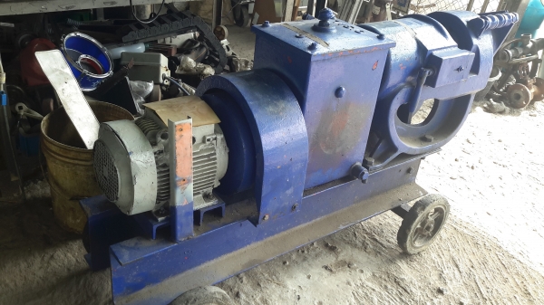 เครื่องตัด เหล็ก สภาพดีพร้อมใช้งาน มอเต่อมิตซู ทนแรงดี ใช้ไฟ 380 V