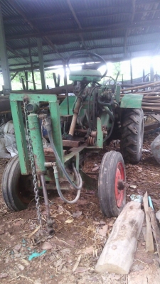 ตัวถังรถไถนั่งขับติดไฮโดรลิค