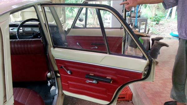 SEMCA รถสวยเดิม สัญชาติฝรั่งเศษค ท่านไดชอบเก็บแนวเดิมๆไม่ผิดหวังครับ SEMCA รถสวยเดิม สัญชาติฝรั่งเศษค ท่านไดชอบเก็บแนวเดิมๆไม่ผิดหวังครับ