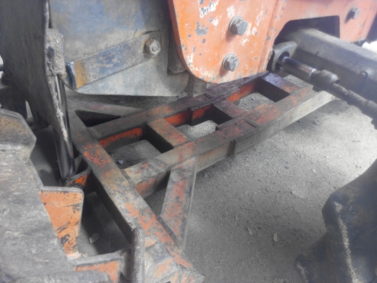 ขายด่วนKUBOTAรุ่นM70 รถเครื่องดีพร้อมใช้งานยางสวยเอกสารเล่มทะเบียนขายไม่แพง