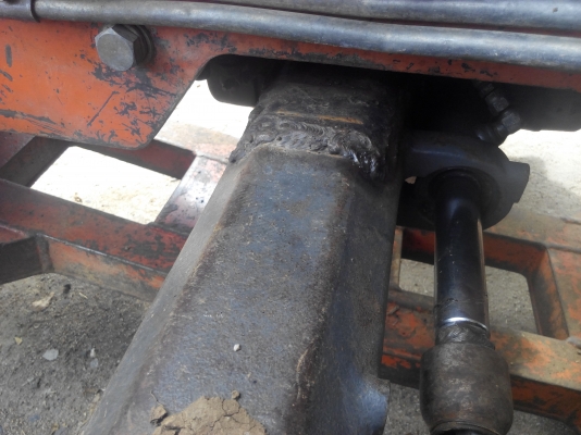 ขายด่วนKUBOTAรุ่นM70 รถเครื่องดีพร้อมใช้งานยางสวยเอกสารเล่มทะเบียนขายไม่แพง