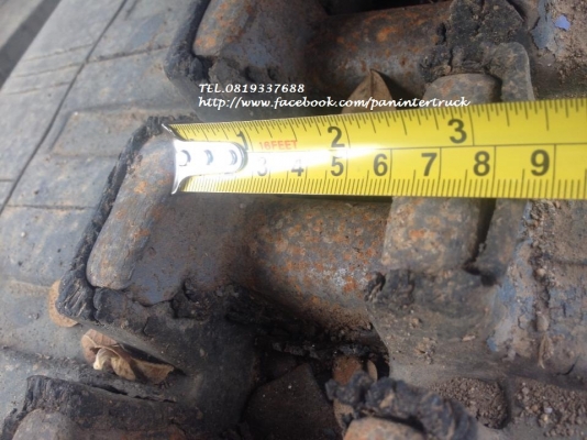 FROM JAPAN TRACK SHOE แทรคยางข้อถี่ขนาด 400*72.5*72(ข้อ) สามารถรถขุดไซค์ 40,45,50,55/ ราคาเพียง (คู่ละ) 40,000 บาท สนใจรีบติดต่อ 0819337688