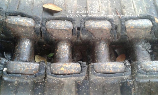 FROM JAPAN TRACK SHOE แทรคยางข้อถี่ขนาด 400*72.5*72(ข้อ) สามารถรถขุดไซค์ 40,45,50,55/ ราคาเพียง (คู่ละ) 40,000 บาท สนใจรีบติดต่อ 0819337688