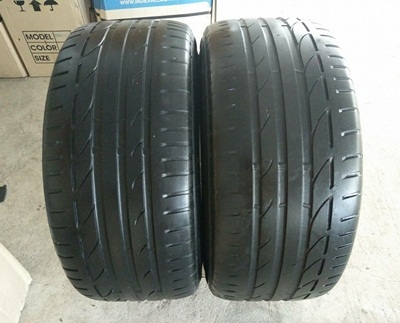 ขายยางบริสโตน 255-45-18 ปี 11 มีปะ 1 จุด 1 คู่ ขาย 1,400