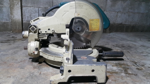 ขายแท่นตัดองศา makita ls1040(ขอบคุณพี่สุข จากสุพรรณ)