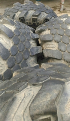 ขาย ยางลุยๆ 33x10.5 R 16 ขาย ยางลุยๆ 33x10.5 R 16