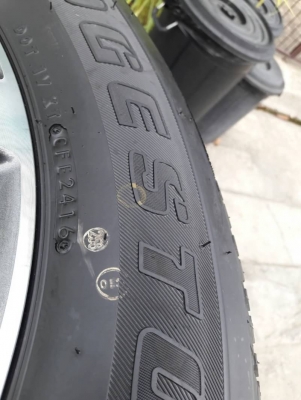 ยางbridgestone 265/60/18 ปี16 ชุดล่ะ22,500