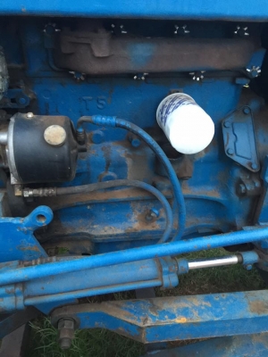 FORD 77 T-5 อุปกรดันหน้า ผาน3 เครื่องดีปั้มพอ. ไฮดรอลิคดี