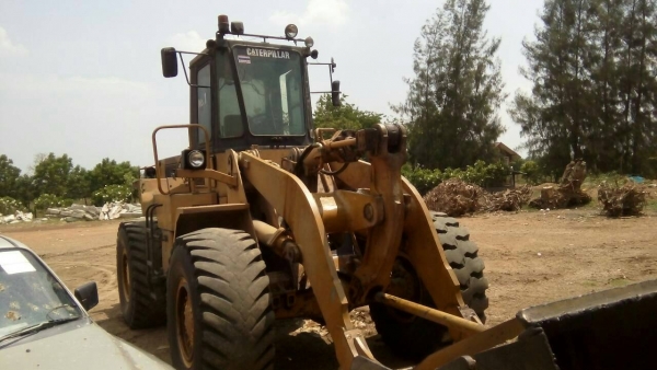 ขายรถตักCat938Fสภาพสวยพร้อมใช้ ติดต่อคุณ อ๊อฟ พิจิตร 086-737-9991