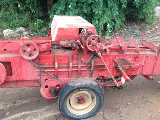 ขายเครื่องอัดฟาง