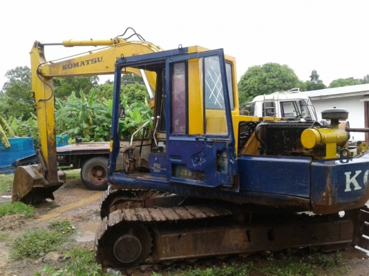 ขายรถแบ็คโฮ Komatsu pc 120-3 เครื่องเดิม ปั๊มเดิม แรงดี เอวแน่น ช่วงล่างเต็ม ไม่มีฝากระโปรง เอกสารซื