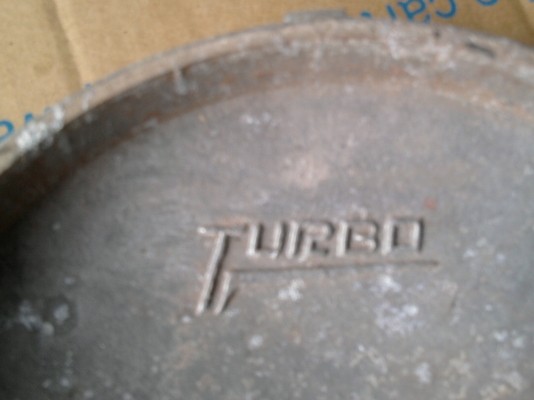 ขาย ล้อแม๊ก เก่า 6 รู ขอบ 15 หน้ากว้าง 8.5 มีฝาปิด ขาย ล้อแม๊ก เก่า 6 รู ขอบ 15 หน้ากว้าง 8.5 มีฝาปิด