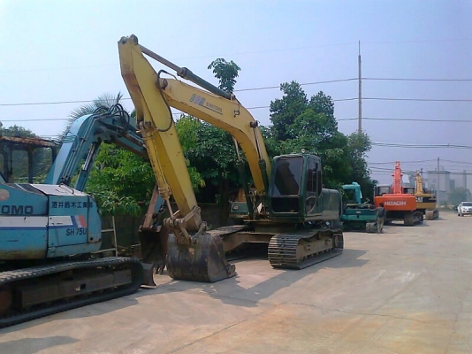 ขายด่วน..รถแบคโฮ ซูมิโตโม่ SH200-1 รถสวยแท้ เก่าญี่ปุ่น แรงขุดดี ไม่มีร้อน เครื่องแรงจัด ประหยัดน้ำมัน พร้อมใช้งาน มีใบอินวอยล์.