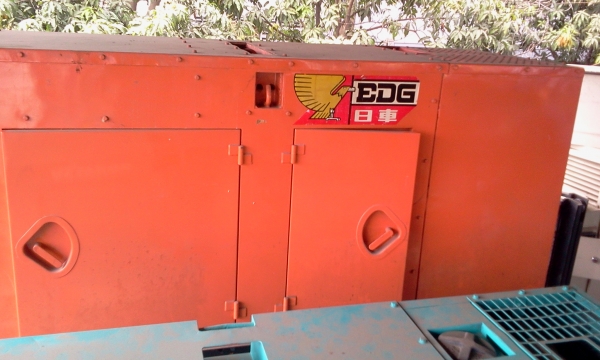 เครื่องปั่นไฟ 35-40KVA