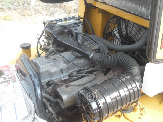 ขายด่วนรถยก MITSUBISHI  FG25-F18A เครื่องเบนซิน เกียร์ธรรมดา เสาสูง 3 เมตร ยางใหม่ 4 เส้น ทำเสร็จทั้งระบบ