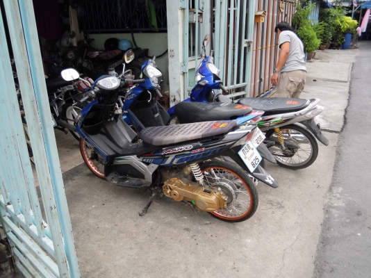 ขายถูกๆอยากขายถ้าเป็นพ่อค้ารับไปต่อโทรมาให้ราคาพิเศษ