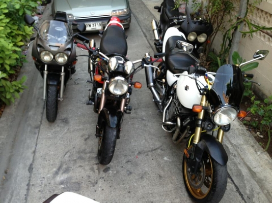 ## ST- Bike ##รับจ้างข่นส่งรถ Big Bike ทั่วไทยครับขึ้นเหนือลงใต้ราคาเป็นกันเองคับ