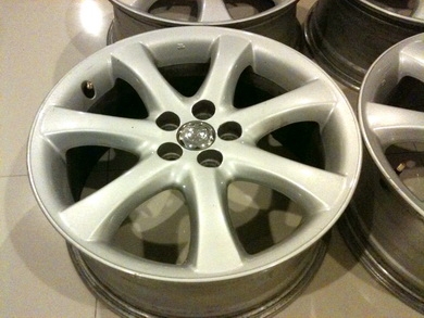 แม็กซ์ 17 นิ้ว สภาพใหม่เอี่ยม 5 รู 100 แม็กซ์ 17 นิ้ว สภาพใหม่เอี่ยม 5 รู 100