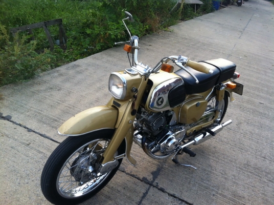 ขาย c92 สวยๆ ชุบทั้งคัน สตาร์ทง่าย ทะเบียนโอนเครื่องดีมากๆ ของเดิมเยอะ สีสวย 0819884773