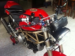 ********** ขาย DUCATI M 900(ปรับราคา) *************